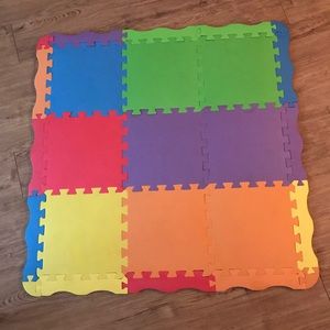 Soft foam play mat 9 colorful tiles